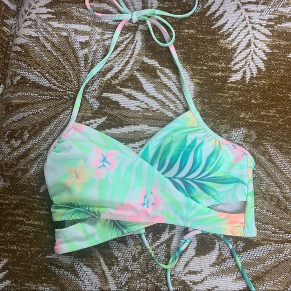 PINK Victoria's Secret Other - PINK Botanical Floral Tropic Swim Top